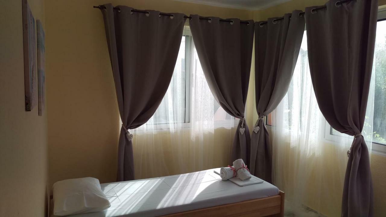 Dimitris & Vassiliki'S Apartment ポッシディ エクステリア 写真